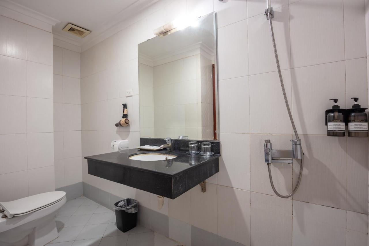 Blau Hotel Hanoi Exterior photo